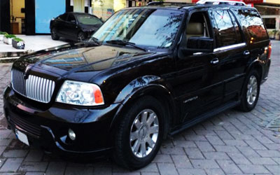 Lincoln Navigator 5.4 LS. V8  (05)